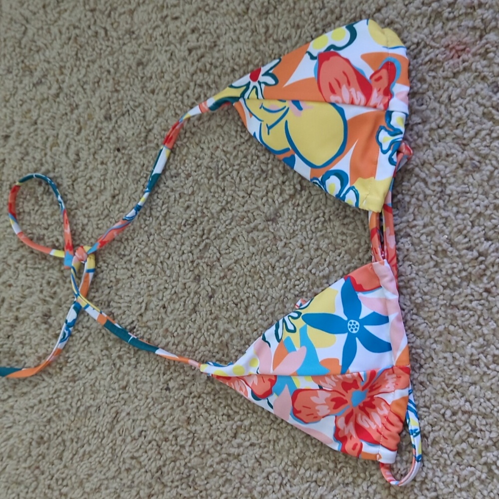 Women's Medium Floral Triangle bikini Top - Picture 1 of 6